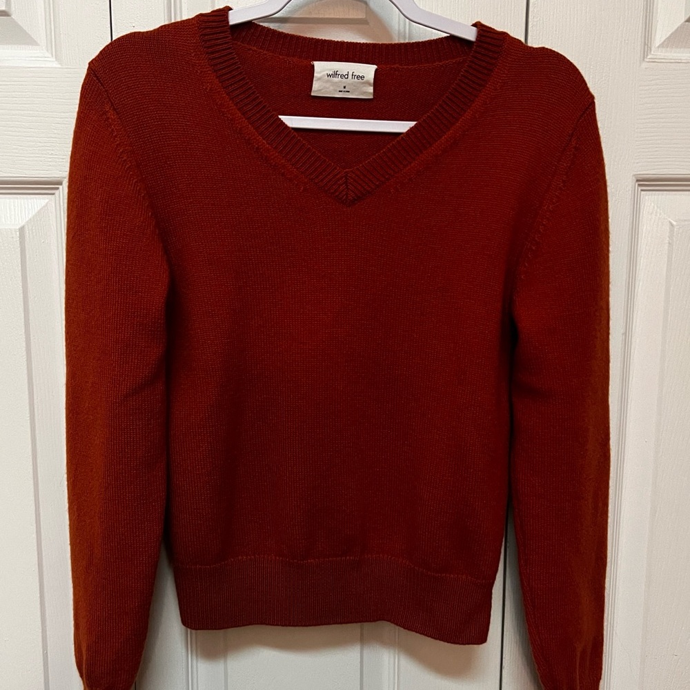 Wilfred Free Rust Colored V-Neck Sweater 100% Merino Wool